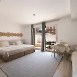 Centric Aparthotel