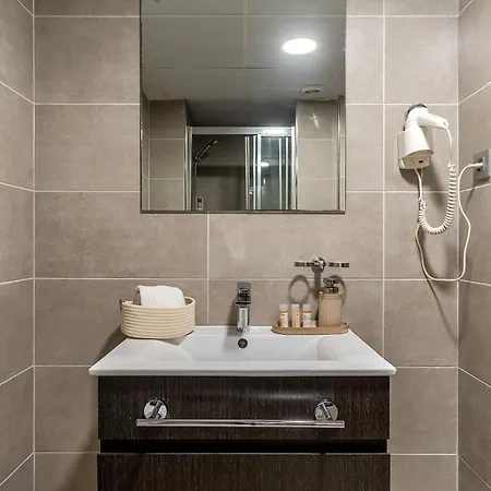 Aparthotel Centric *