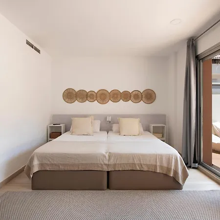 Aparthotel Centric Castelldefels