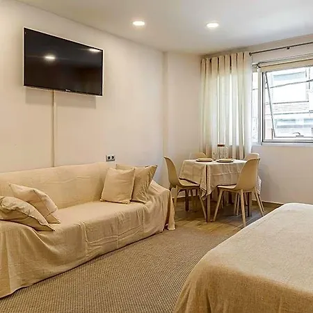 Centric Aparthotel Castelldefels