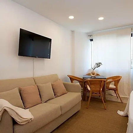 Centric Aparthotel Castelldefels