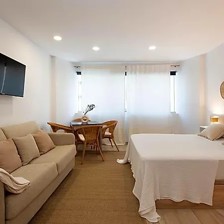 Centric Aparthotel 3*