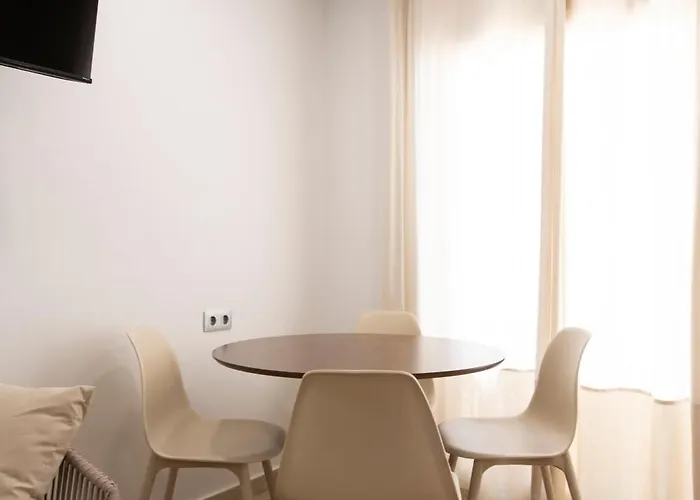 Aparthotel Centric 3*